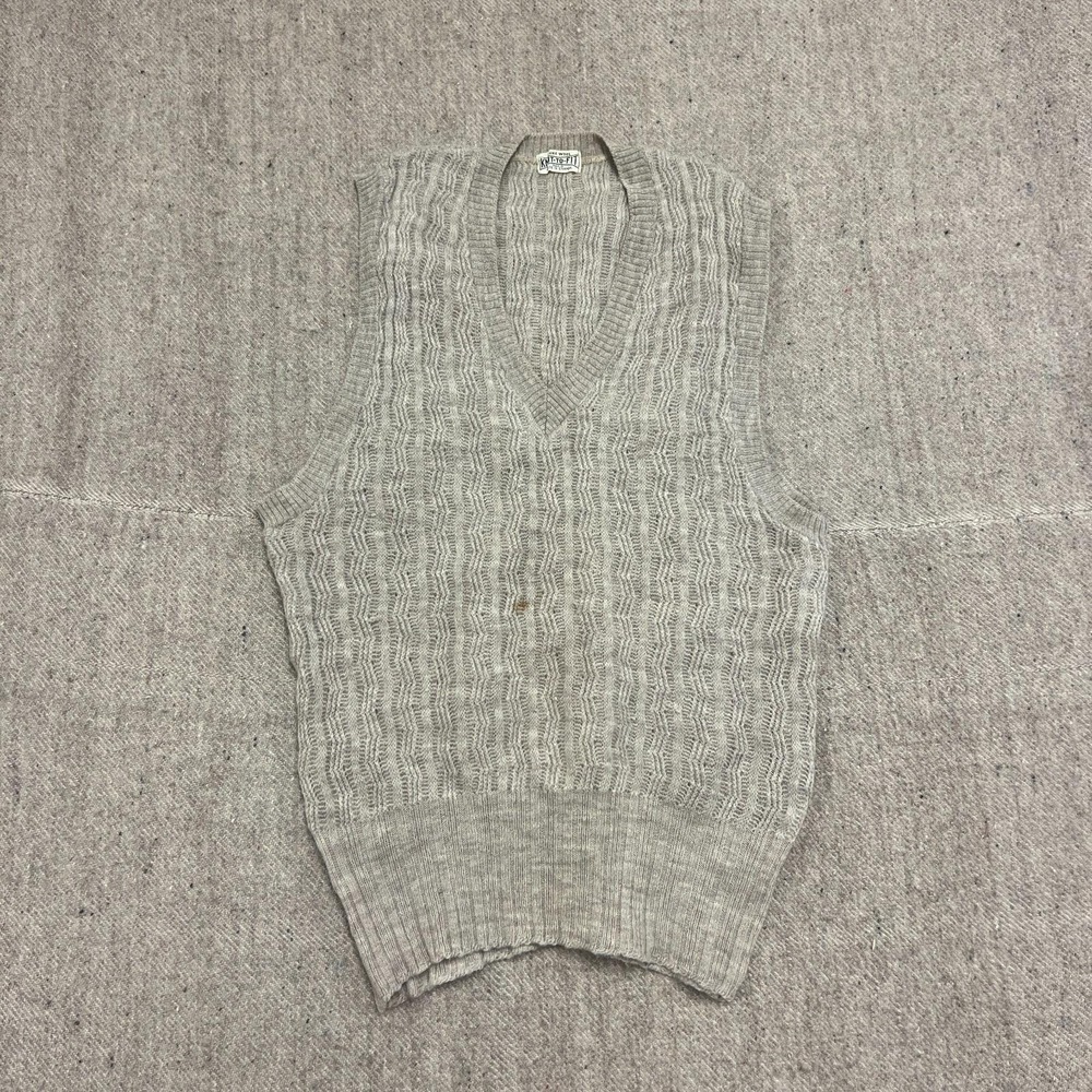 Vintage Knit To Fit Sweater Vest Mens Medium Gray 1930s Canada